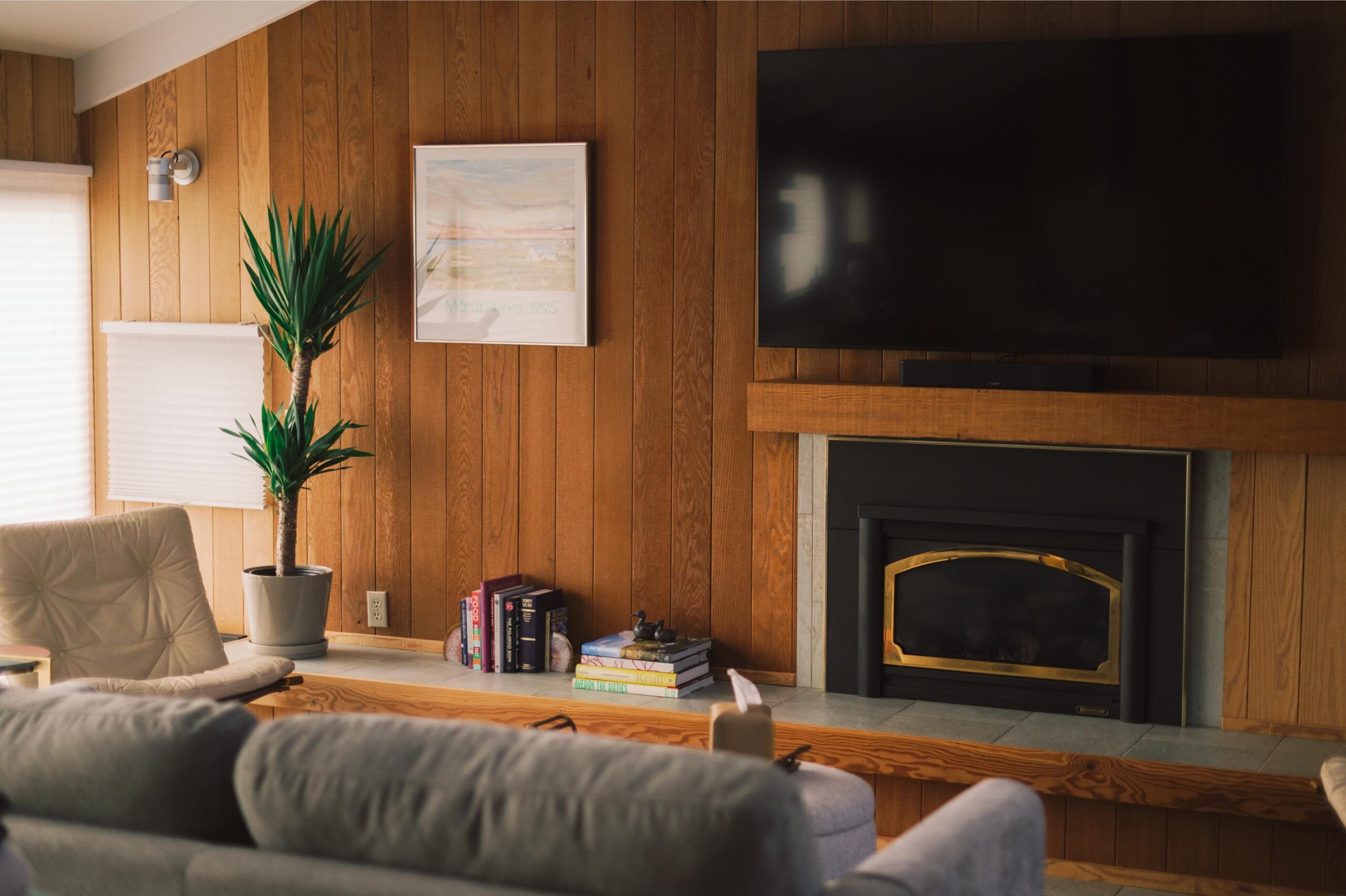 comfortable living room at Sea Ranch California Beach House-13
